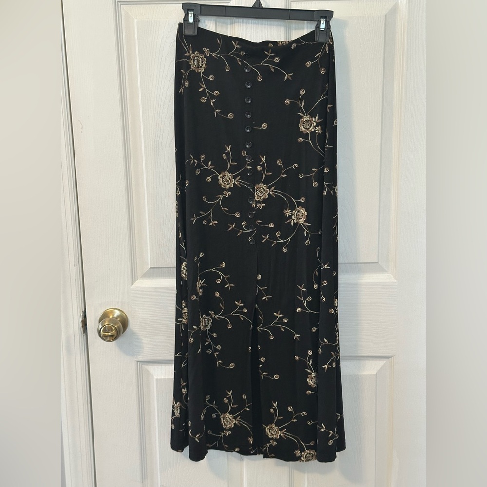 Briggs New York Black Maxi Skirt with Beige Floral Embroidery